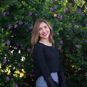 Meet your Posher, Tay